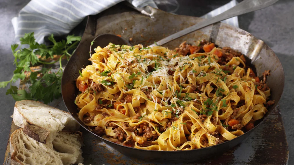 Recept från Zeta. Bolognese med pasta tagliatelle