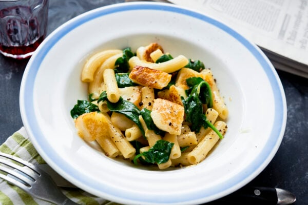 Pasta Tortiglioni med halloumi och spenat