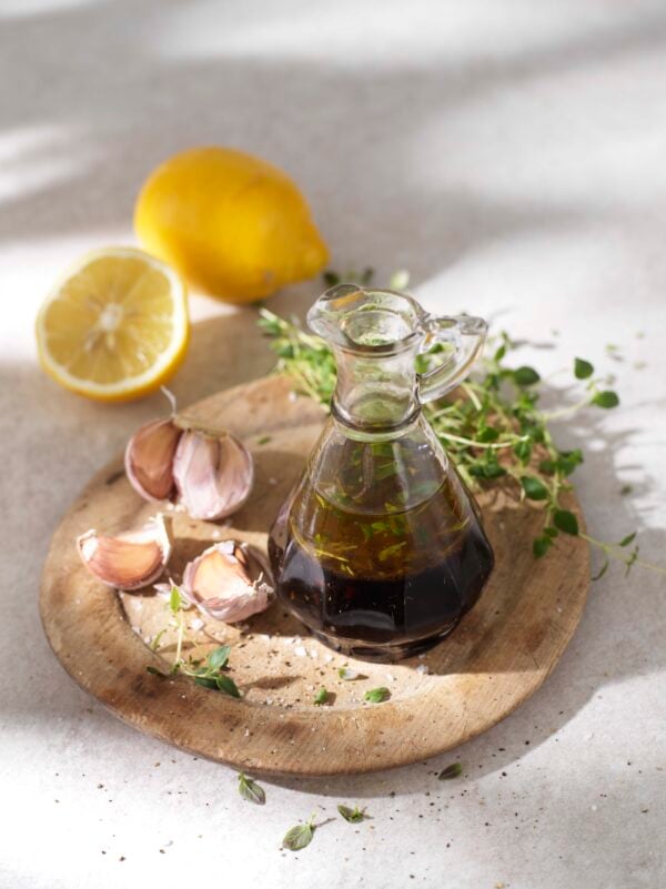 Vinägrett med timjan, vitlök och citron