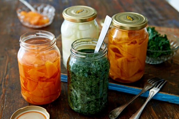 Vinägerpicklade grönsaker