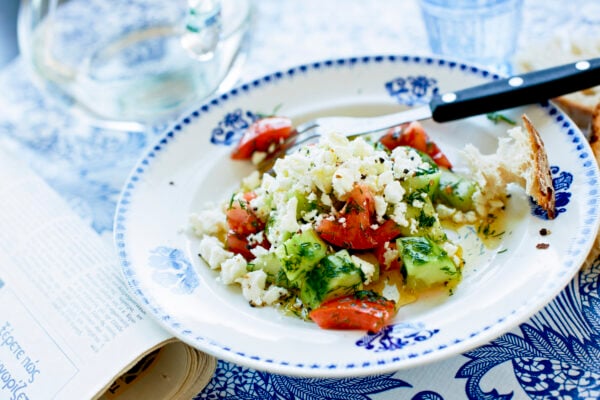 Fetaostsallad med dill
