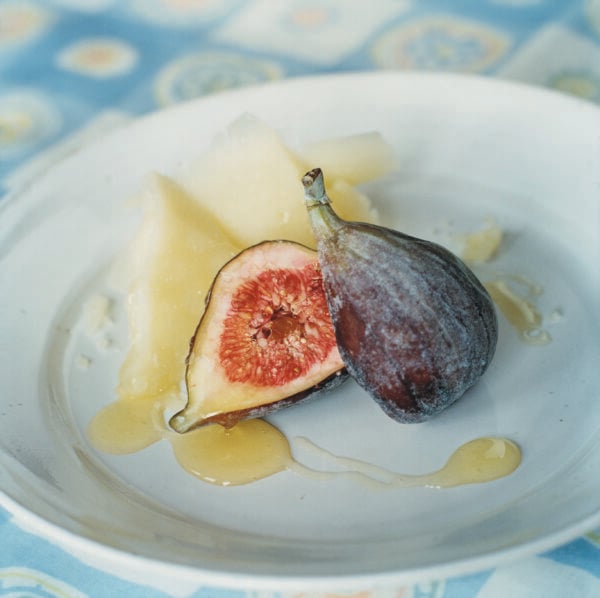 Fikon med pecorino och mangosirap