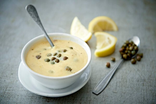 Kapris- och sardellmajonnäs