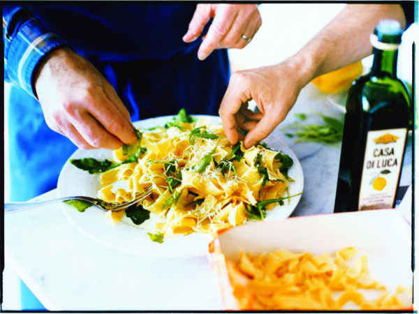 Pasta Pappardelle med rucola och citron