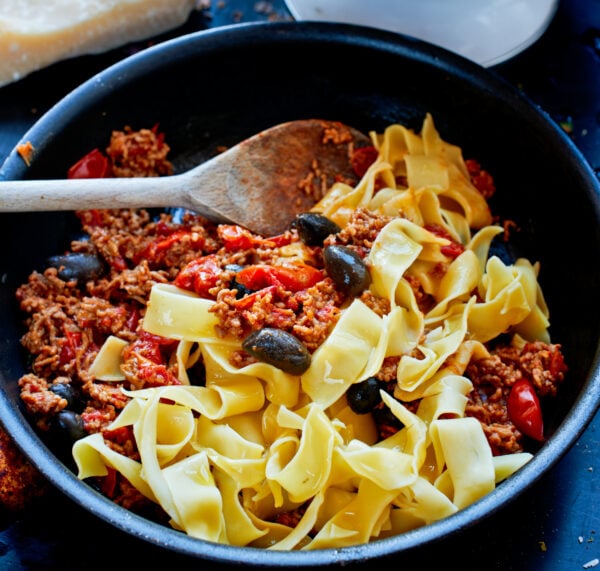 Pasta Pappardelle med köttfärssås