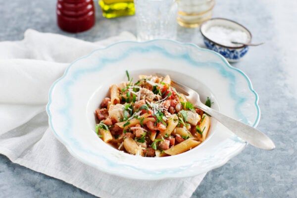 Pasta Penne Rigate med kyckling och pancetta
