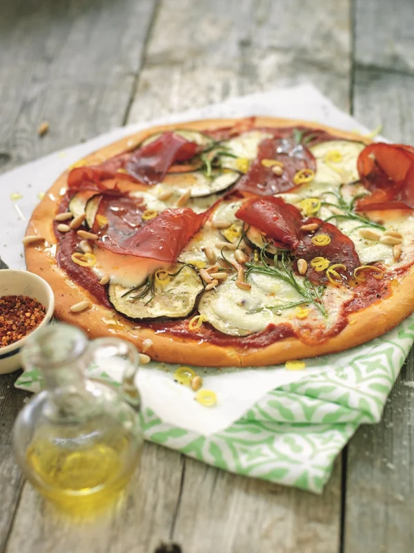 Pizza med bresaola och aubergine