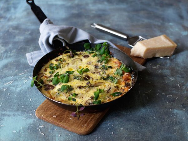 Frittata med skogschampinjoner och parmesan