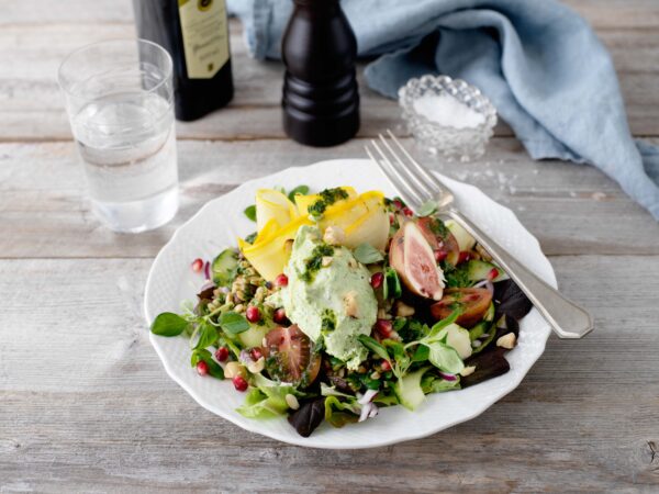 Grynsallad med fetaostkräm