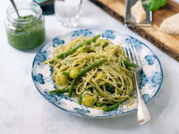 Spaghetti med hemlagad pesto