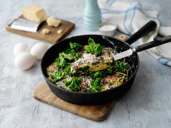 Frittata på grönkål och spaghetti