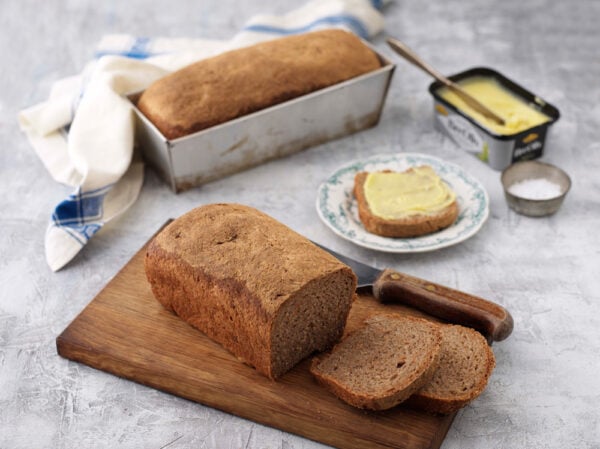 Morotsbröd med kidneybönor