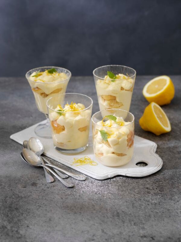 Tiramisú med frisk citronkräm