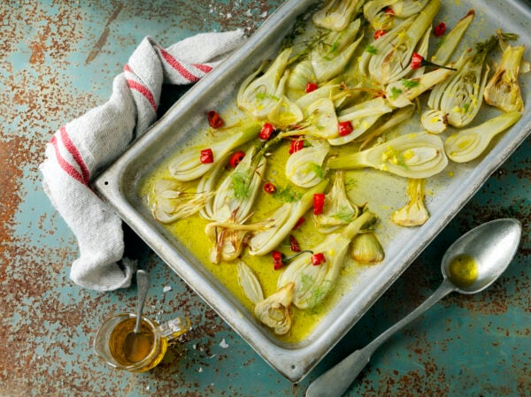 Ugnsbakad fänkål med chili och citron
