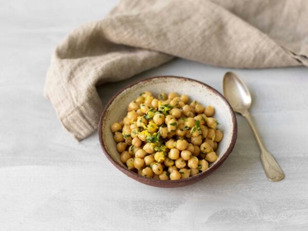 Kikärtor med smak av citron och provencal