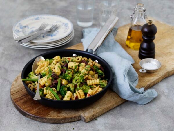 Pasta Radiatori med grönsaker och kidneybönor