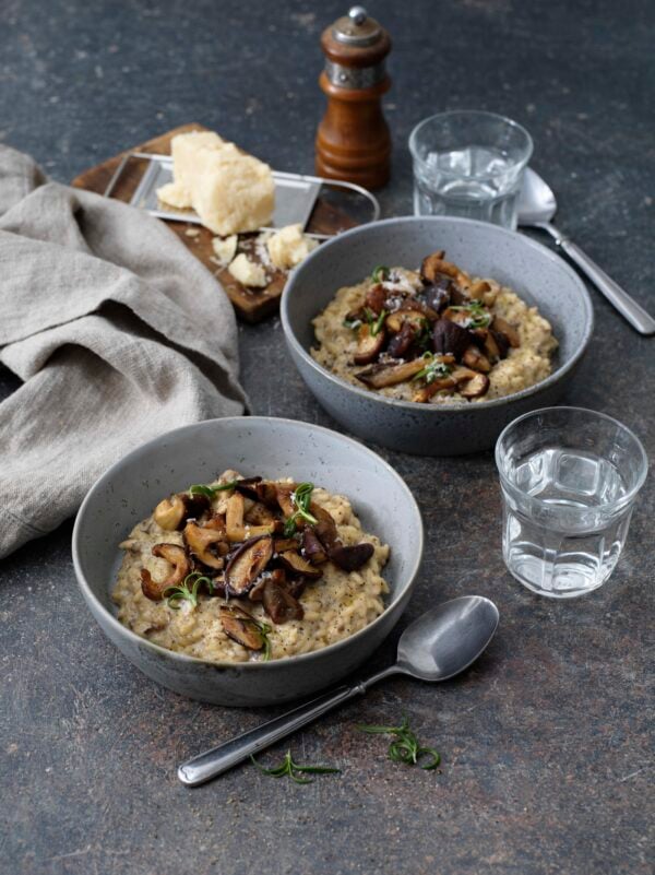 Risotto med smak av tryffel och knaperstekt ostronskivling