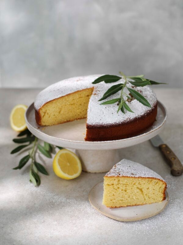 Saftig citron- och olivoljekaka