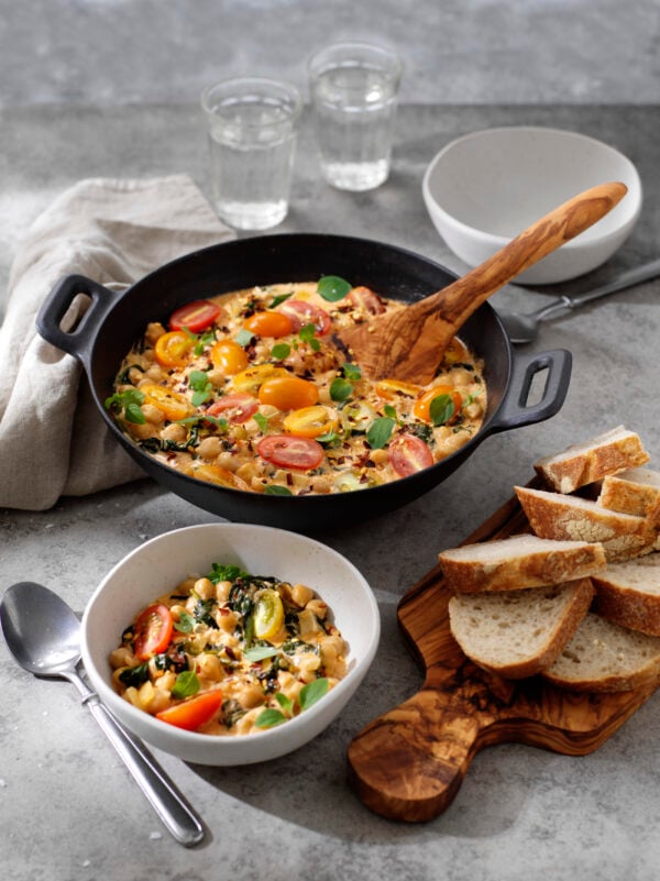 Krämig kikärtsgryta med oregano och tomat