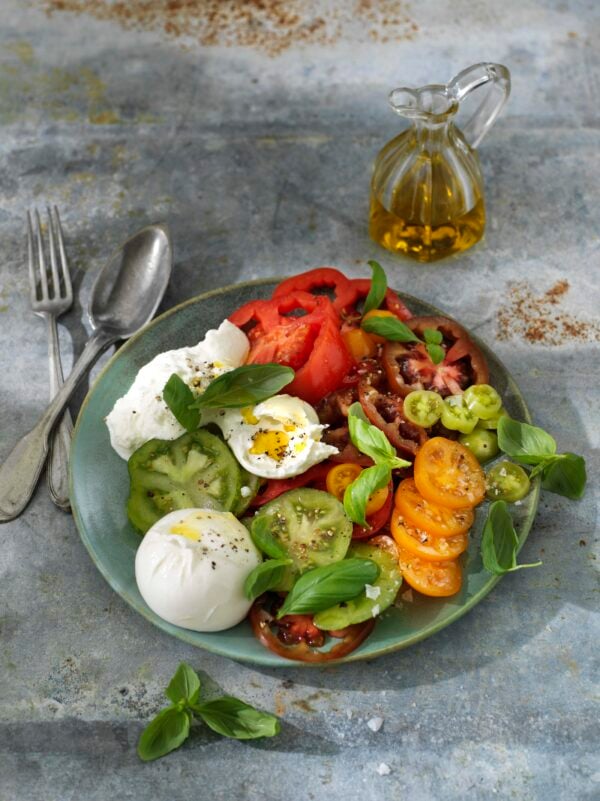Tomat- och burratasallad