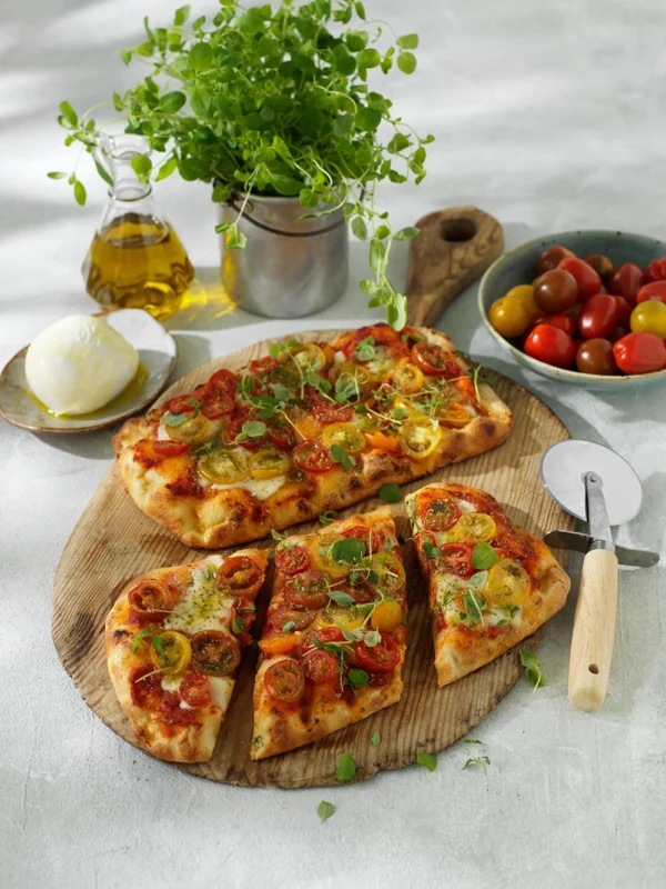 Mini Pinsa med tomatsås smaksatt med Nduja