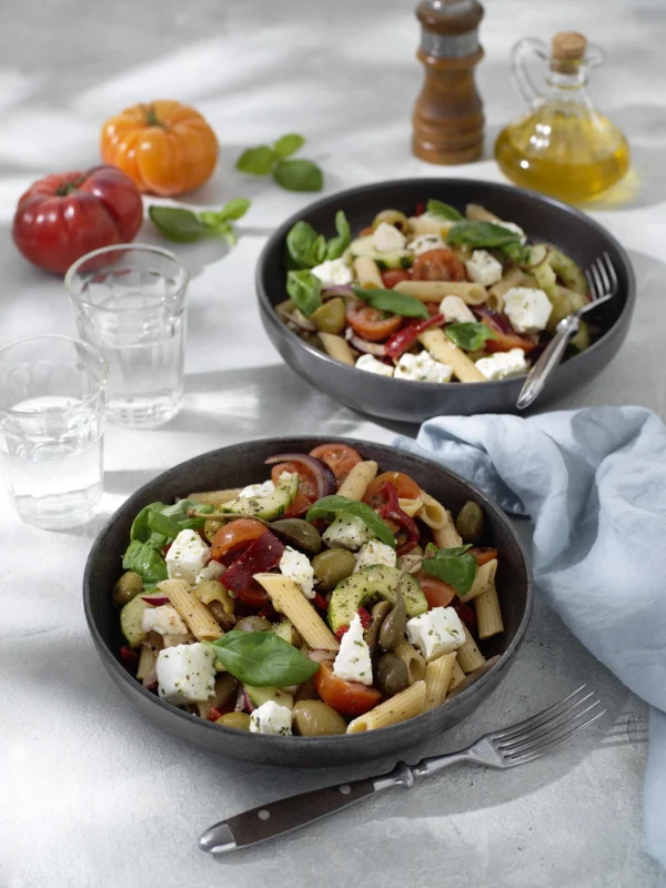 Glutenfri grekisk pastasallad