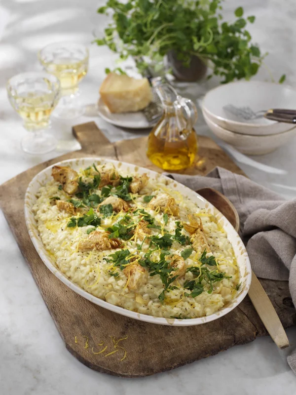 Risotto med smak av citron och friterade kronärtskockor