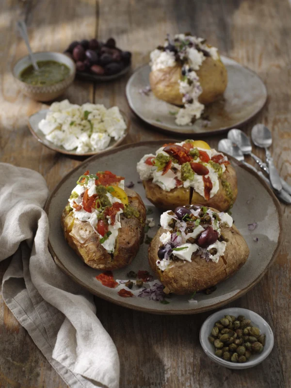 Bakad potatis med krämiga röror