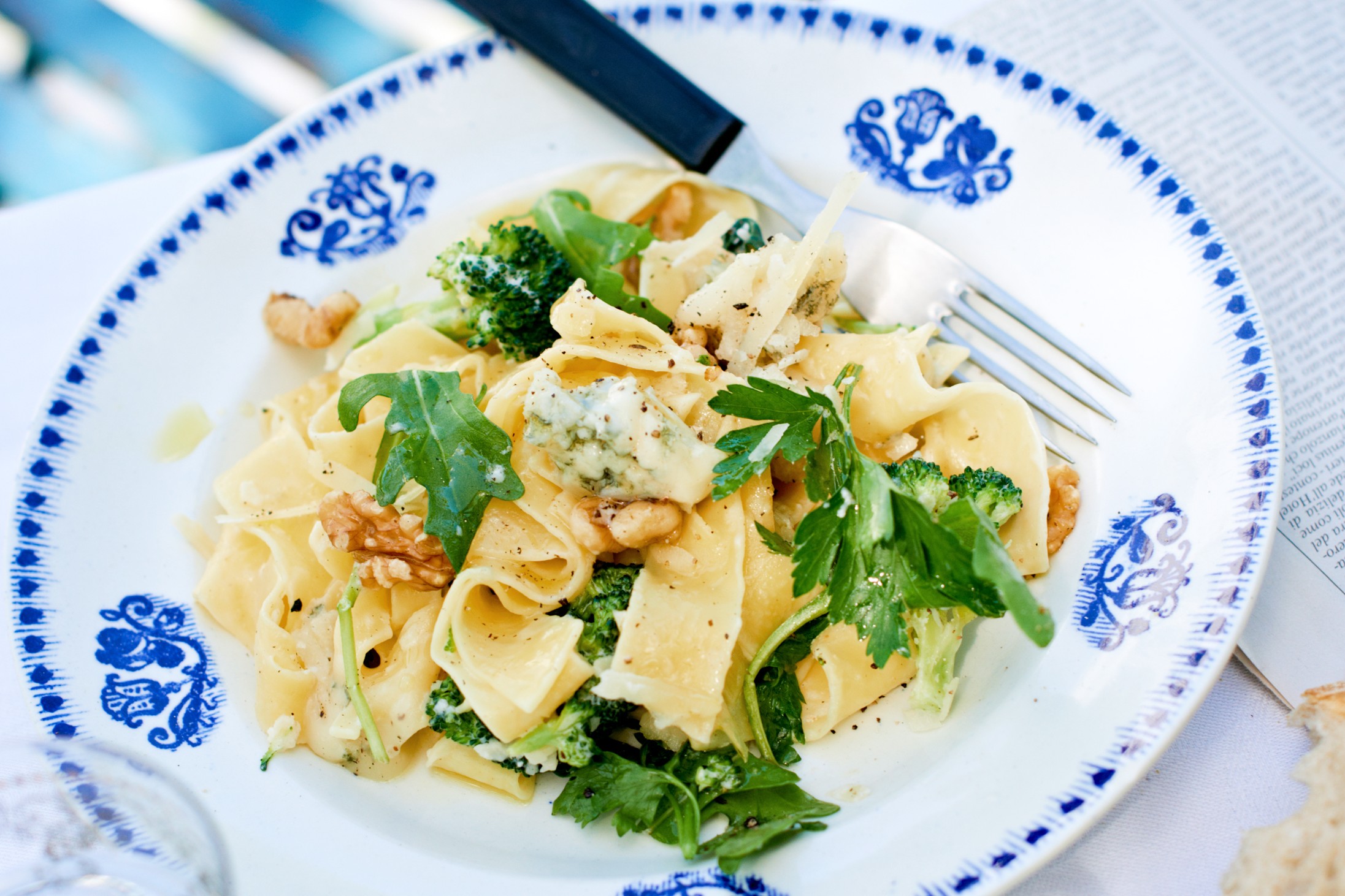 Pasta Pappardelle med tre sorters ost och valnötter Recept Zeta