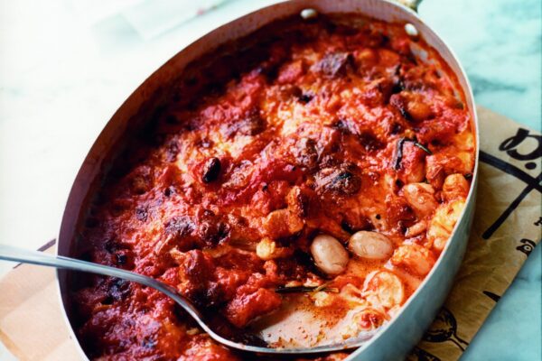 Bönor i ugn med tomatsås