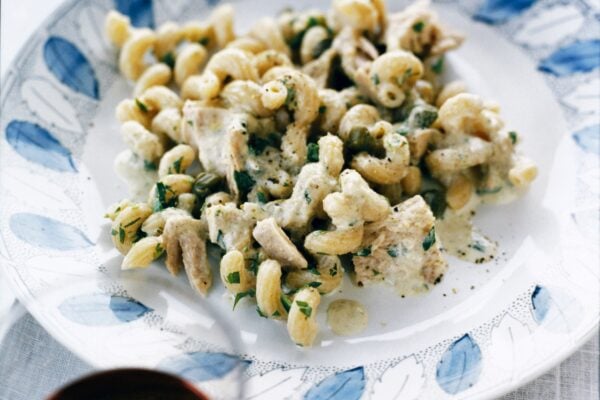 Pasta Fusilli med tonfisk- och kaprissås