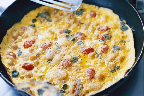 Omelett med tomat och matvete