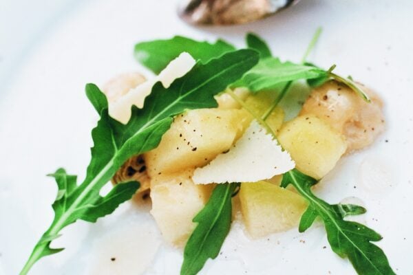 Melon- och kronärtskockssallad med vinägrett