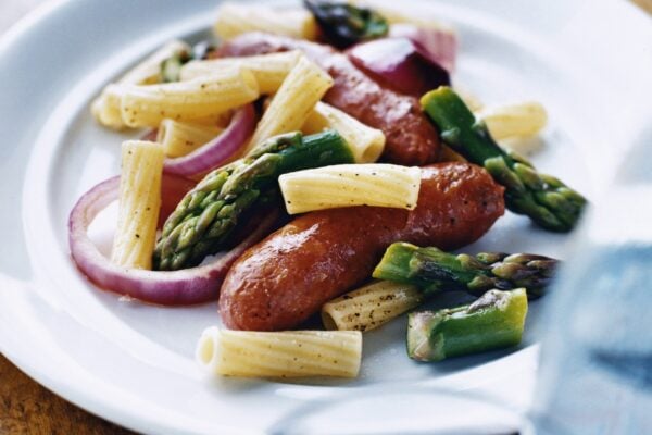 Pasta Tortiglioni med chorizo, rödlök och sparris