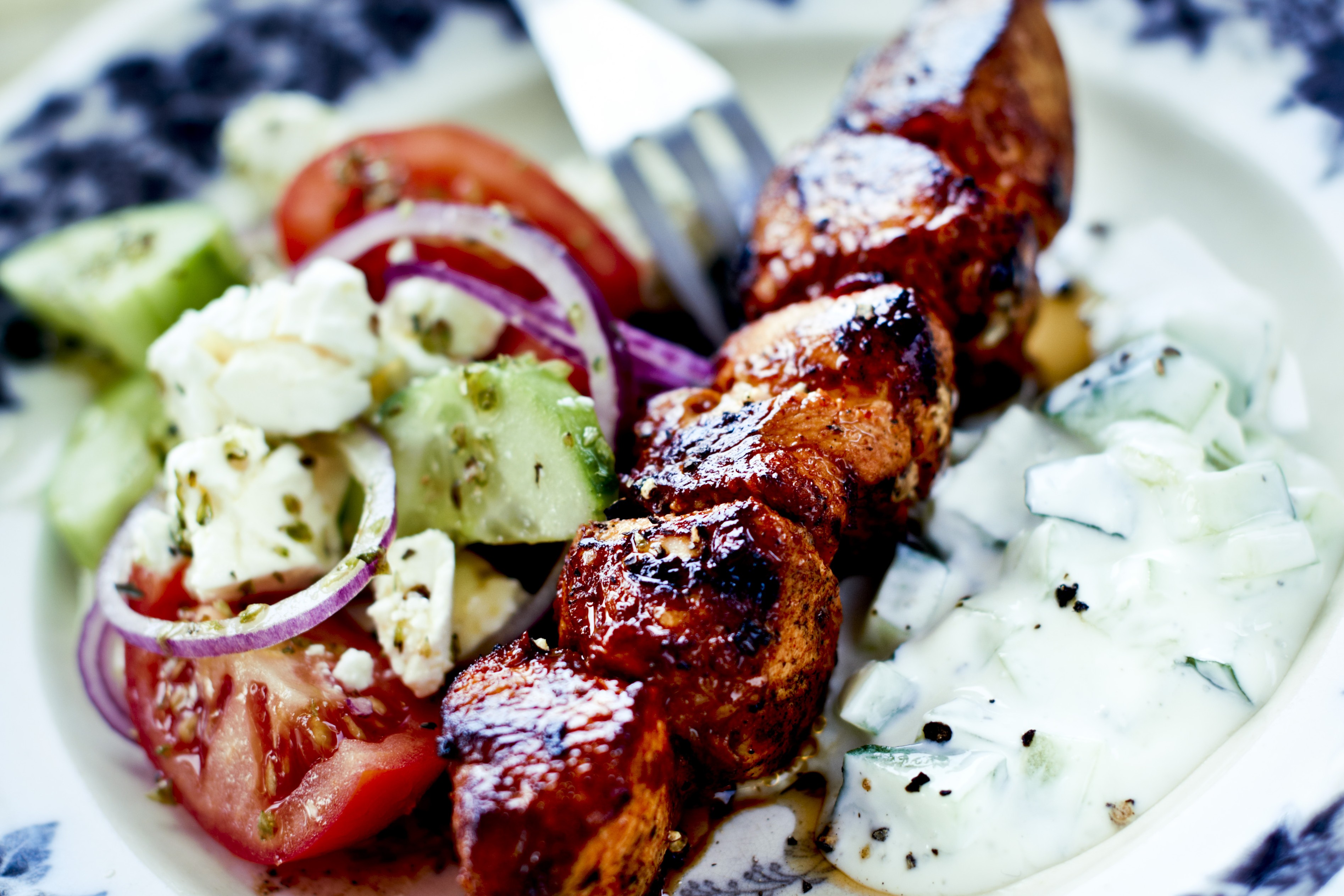 Grillade kycklingspett med tza... | Recept - Zeta - 3790 x 2527 jpeg 1247kB